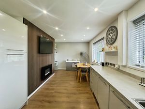 Kitchen/ Diner- click for photo gallery